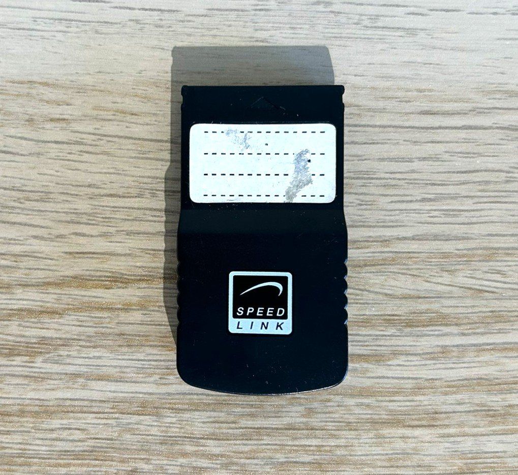 Memory unit & Memory card: GameCube Speicherkarte 16GB speedlink – Usato da St. Gallen venduto da Alpine.Arcade