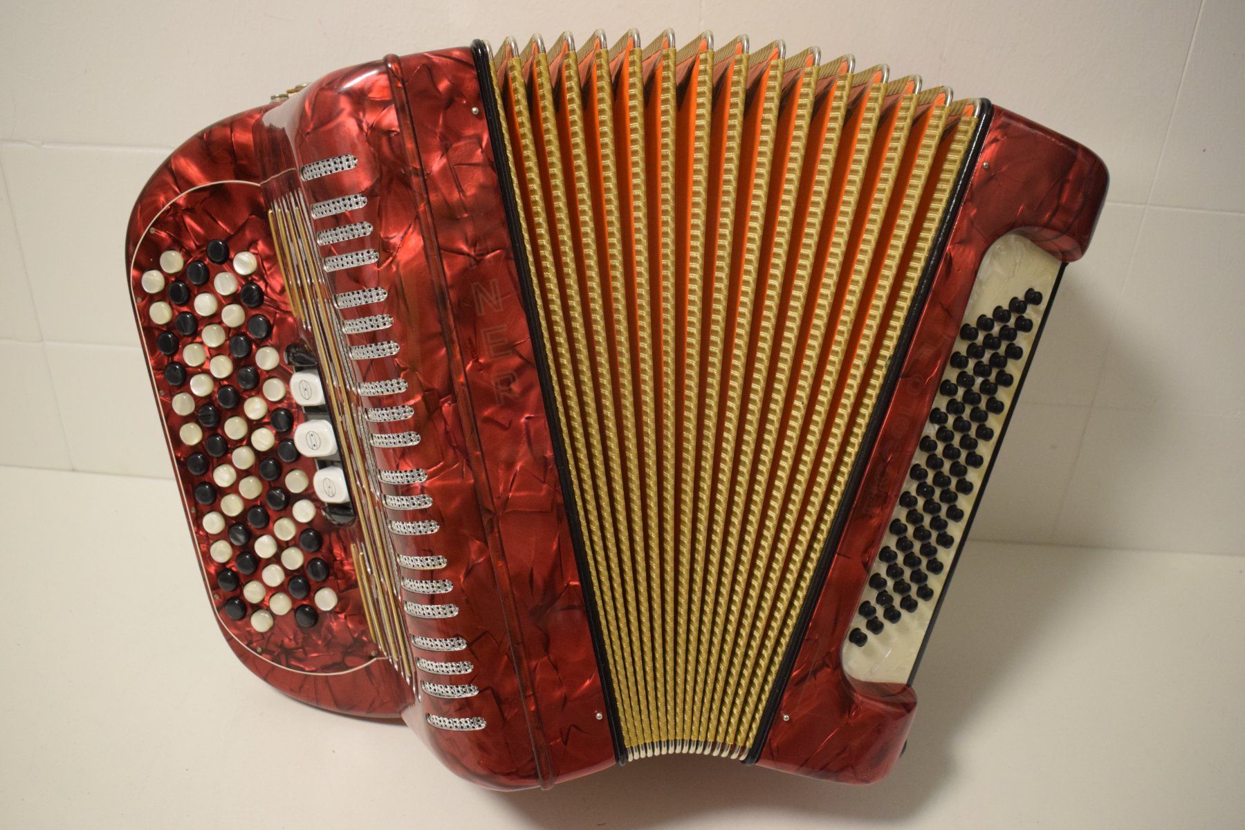 Strumenti musicali: Akkordeon chromatisch Hohner Piccolo – Usato da Zürich venduto da baumusik 5