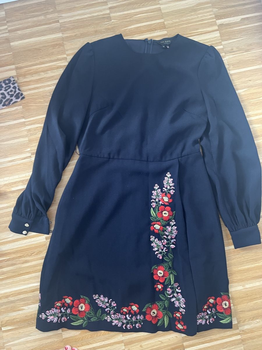 Ted Baker Vestiti: Ted Baker Kleid, neuwertig – Usato da Aarau venduto da eli_bq7m