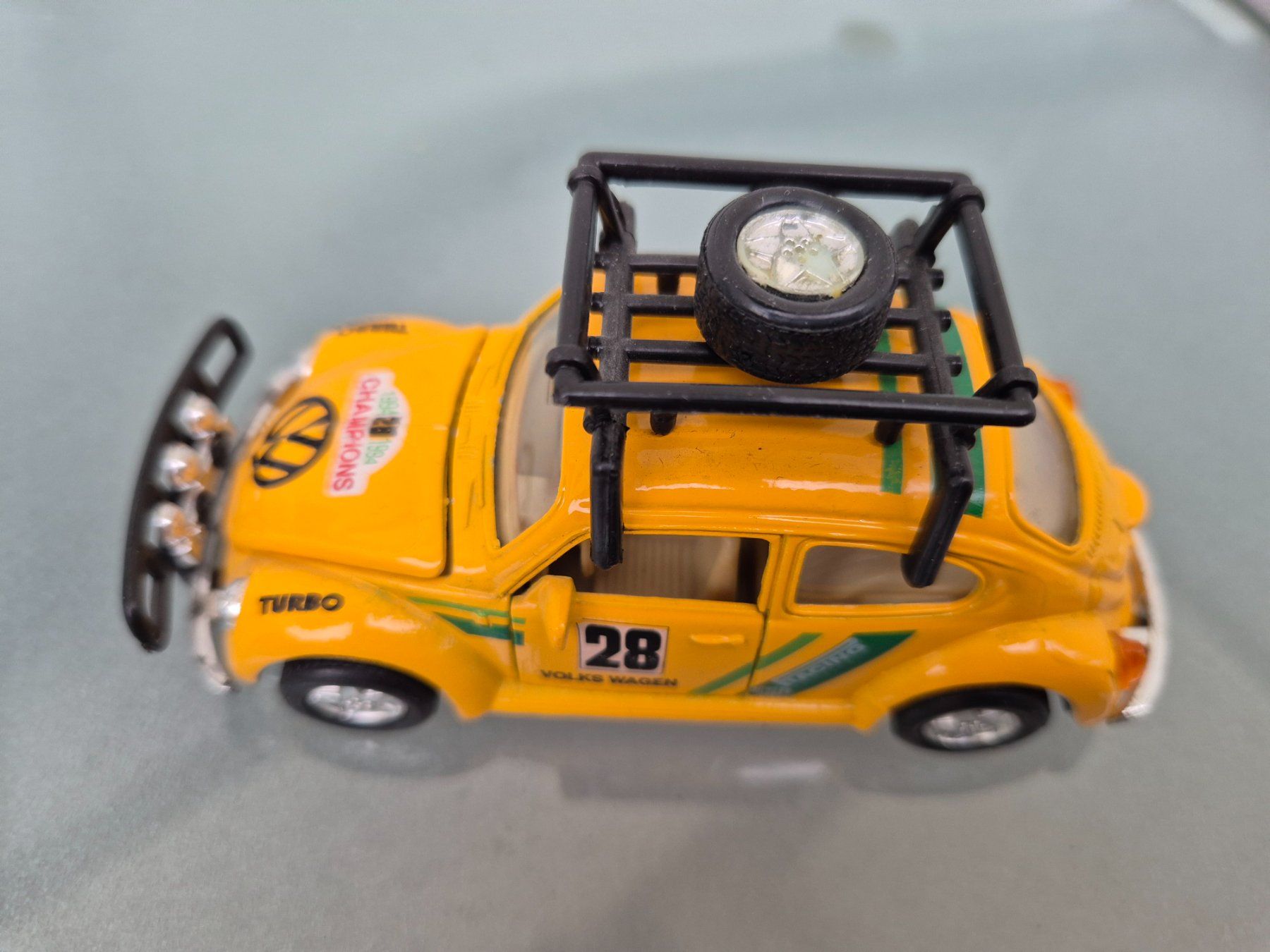 Volkswagen Modellini d'auto: VW Käfer Rallye von Welly 1:32 – Usato da Oberbuchsiten venduto da laffite54 4