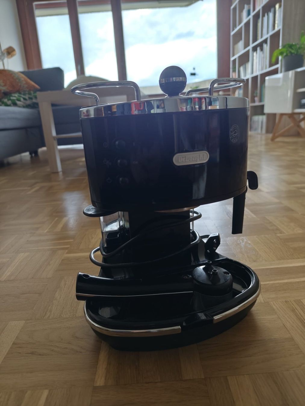 De'Longhi Macchine per caffè & Macchine per espresso: Machine à expresso De Longhi - café en poudre – Usato da Grand-Lancy venduto da gab_z2r6 2
