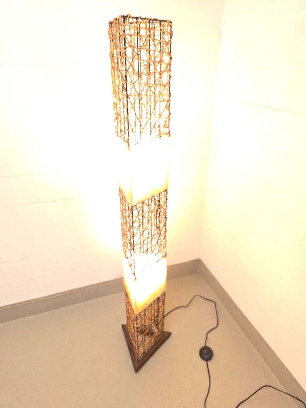 Lampen: Stehlampe Afrika-Desgin – Gebraucht aus Berikon von aggi1966 1