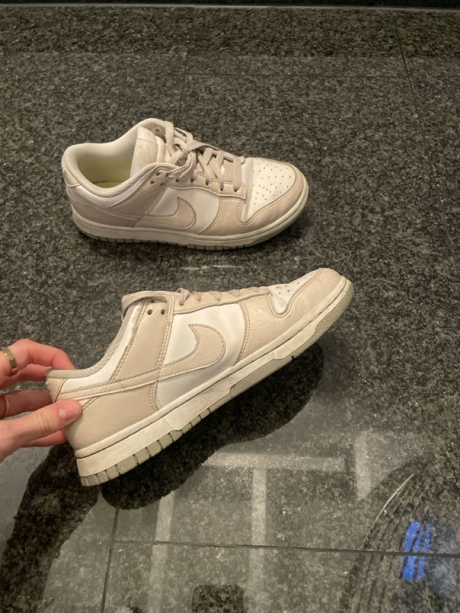 Nike Scarpe da donna: Nike Dunk Low, Beige/Weiss – Usato da Steinach venduto da ariana.xe 2