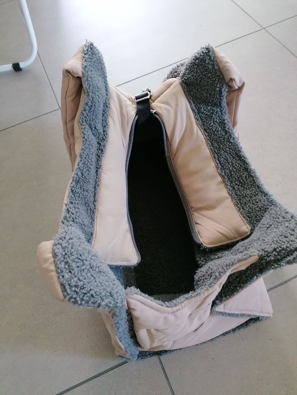 Trixie Borse: Hunde-Tragetasche Trixie Gina – Usato da Hunzenschwil venduto da Gruftie0 1