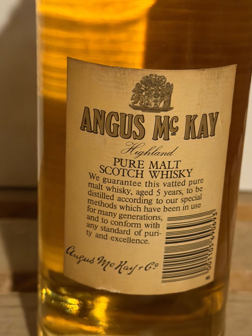 Bevande alcoliche: ANGUS McKAY Scotch Whisky  5 Years old – Nuovo (secondo la descrizione) da Roche VD venduto da luc_jwm5 6