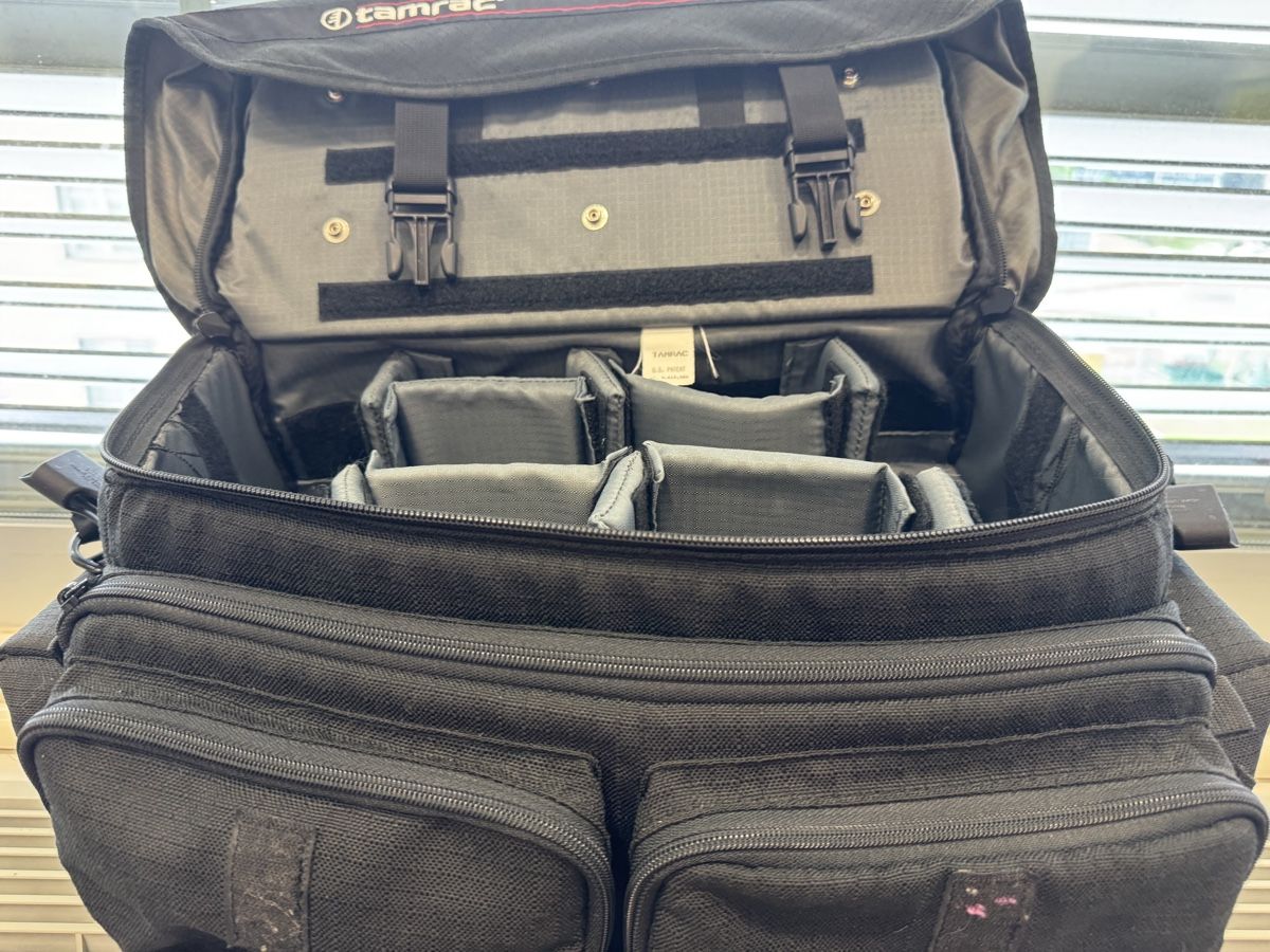 Tamrac Taschen: Borsa Corredo Tamrac – Gebraucht aus Losone von robertone1964 1