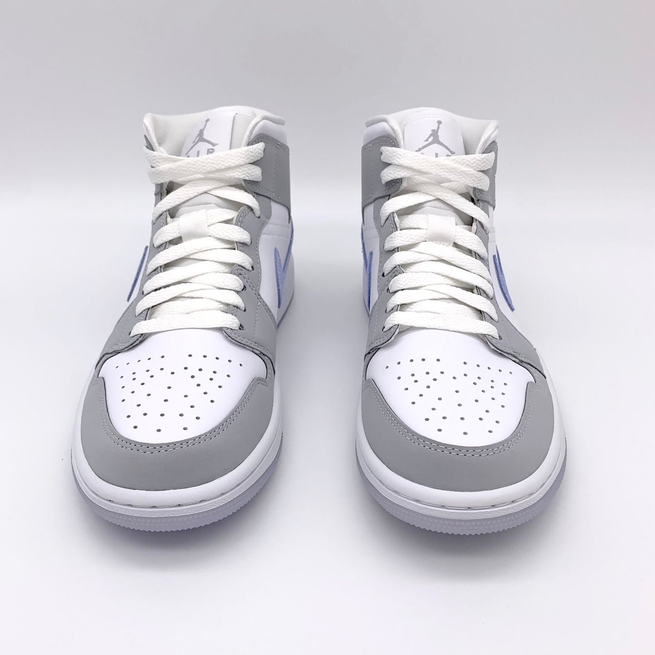 Jordan Scarpe da uomo: Jordan 1 Mid Wolf Grey Midnight Navy EU 36 – Usato da Buochs venduto da MW_Sneakergoods 2