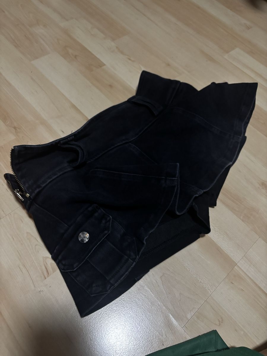 Jupes: Mini Rock Schwarz Gr. S – D'occasion à zürich par mapaXXefaboo 2
