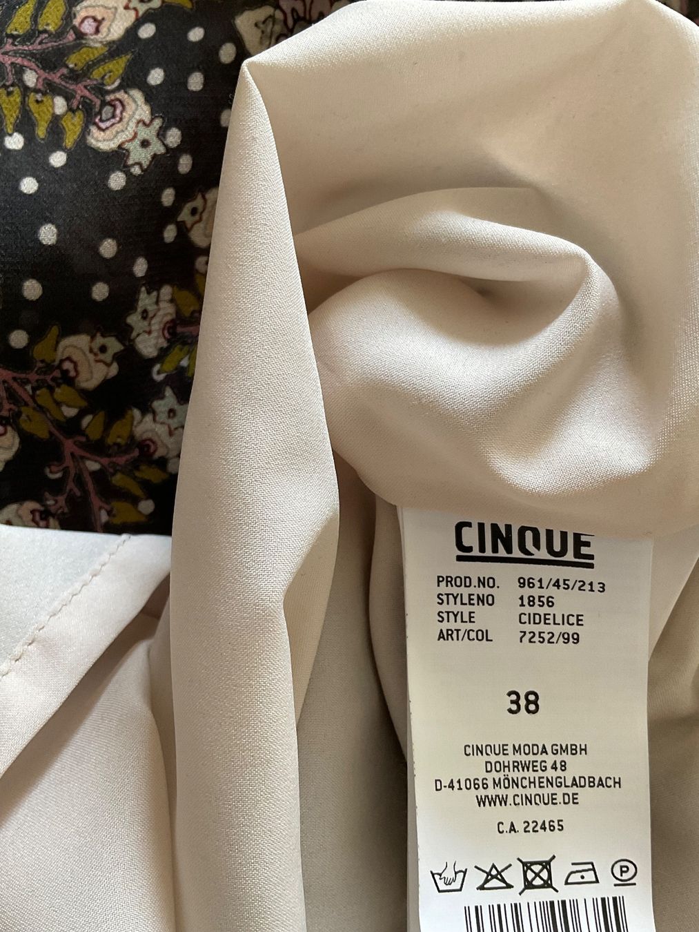 Cinque Kleider: CINQUE Midi Kleid Gr 38 braun mit Taschen – Gebraucht aus Urdorf von alda02 6