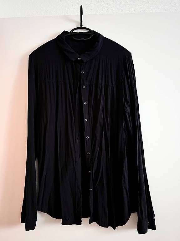 Blusen: Schwarze Bluse – Gebraucht aus Luzern von CooperX