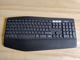 LOGITECH K850 Tastatur (für 3 Geräte / Bluetooth 3.0)