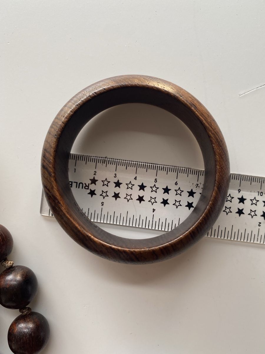 Colliers: Holz Schmuck Konvolut – D'occasion à Givisiez par dor_xb9k 1