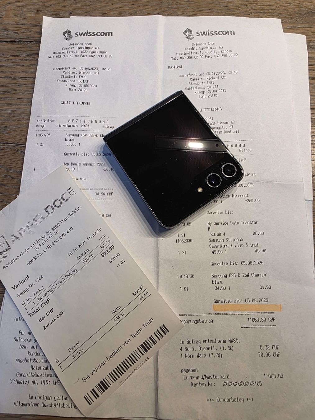 Samsung Telefoni cellulari / Smartphones: Samsung Galaxy Flip 5 256GB – Nuovo (secondo la descrizione) da Oberdiessbach venduto da AdR81 8
