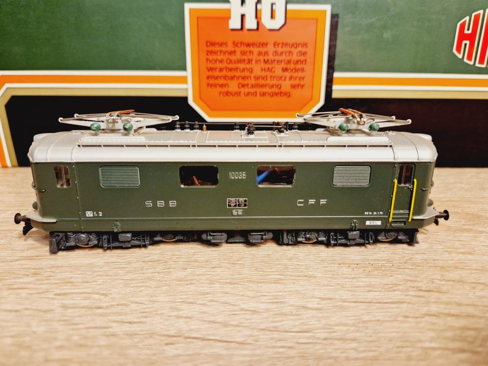 Hag Modelleisenbahnen: Hag 249 E-Lok Re 4/4 10035 Biel SBB H0 – Gebraucht aus St-Aubin-Sauges von Lo_Go
