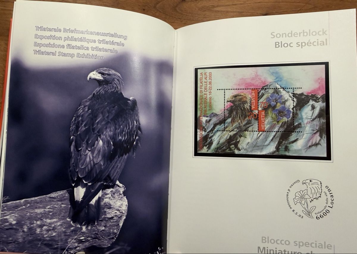 Tous les timbres: Jahrbuch 2003, komplett – D'occasion à Altdorf UR par Sanna08 5