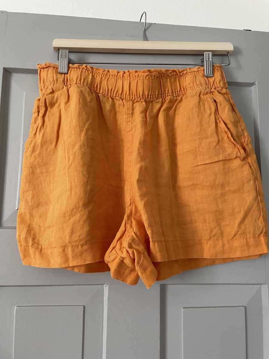 H&M Pantaloni: H&M orange leinen shorts – Usato da Zürich venduto da M500ZH