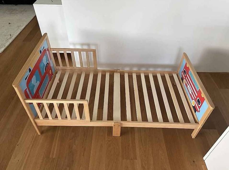 Letti: Kinderbett 70x140 Feuerwehr – Usato da Domat/Ems venduto da Rahel.. 2
