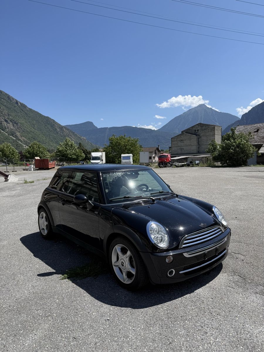 Mini Autos: Mini Cooper 1.6 – D'occasion à Evionnaz par did_sj9c 1