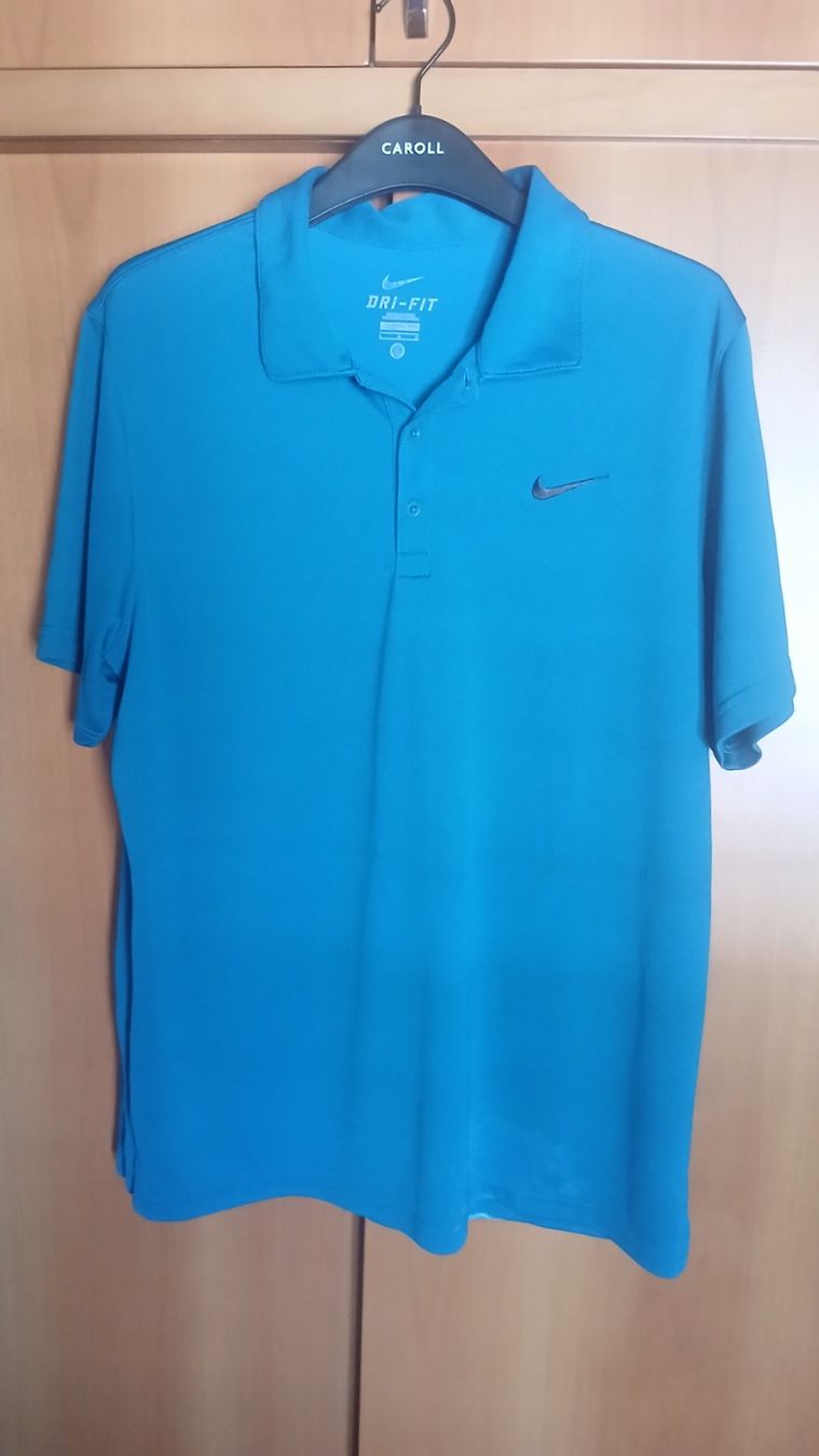Nike T-shirt: NIKE HERREN SHIRT GRÖSSE L – Nuovo (secondo la descrizione) da Villa Luganese venduto da luxlady