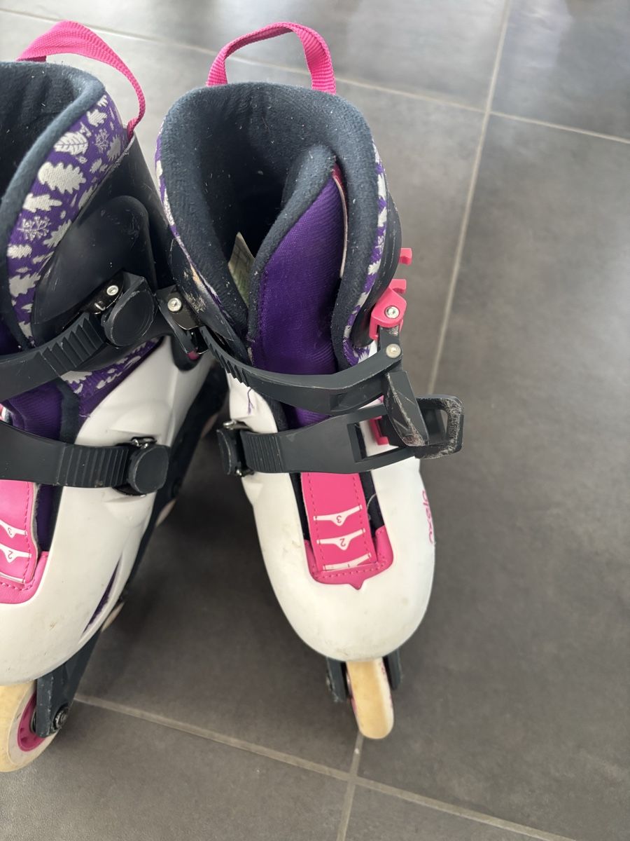 Decathlon Pattini in linea & Pattini a rotelle: Rollschuhe – Usato da Safenwil venduto da MirjamG03 1