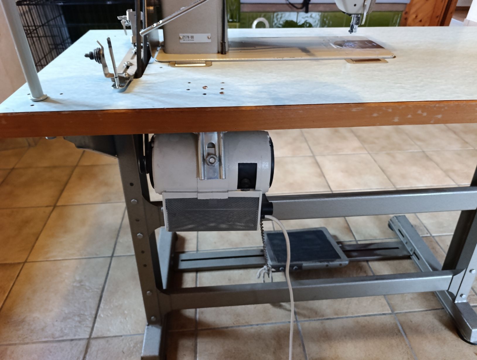 Bernina Macchine da cucire: Industrie Nähmaschine Bernina – Usato da Schneisingen venduto da Indianerin 5