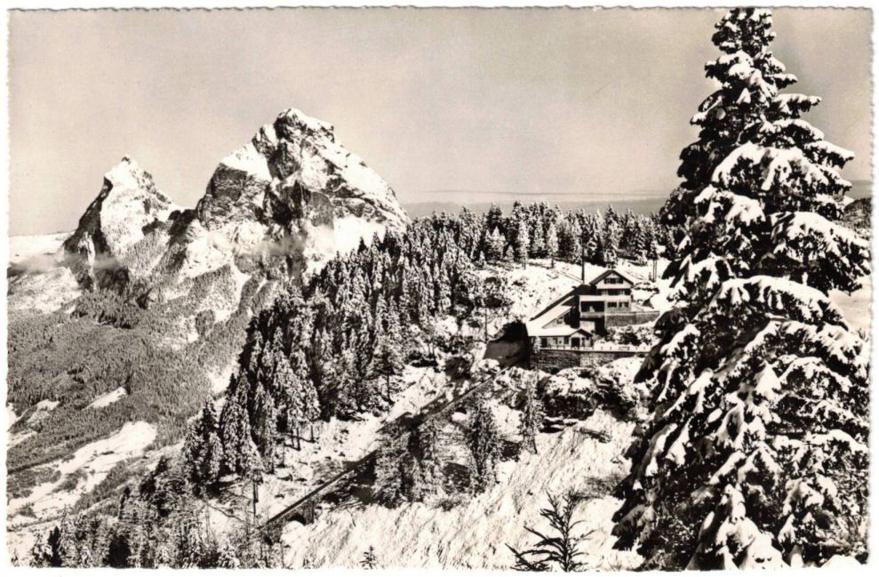 Cartoline postali: Stoos - Standseilbahn mit Mythen – Usato da Binningen venduto da Mountainrider