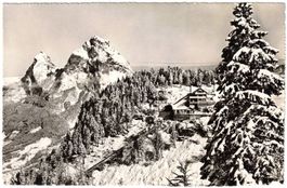 Stoos - Standseilbahn mit Mythen