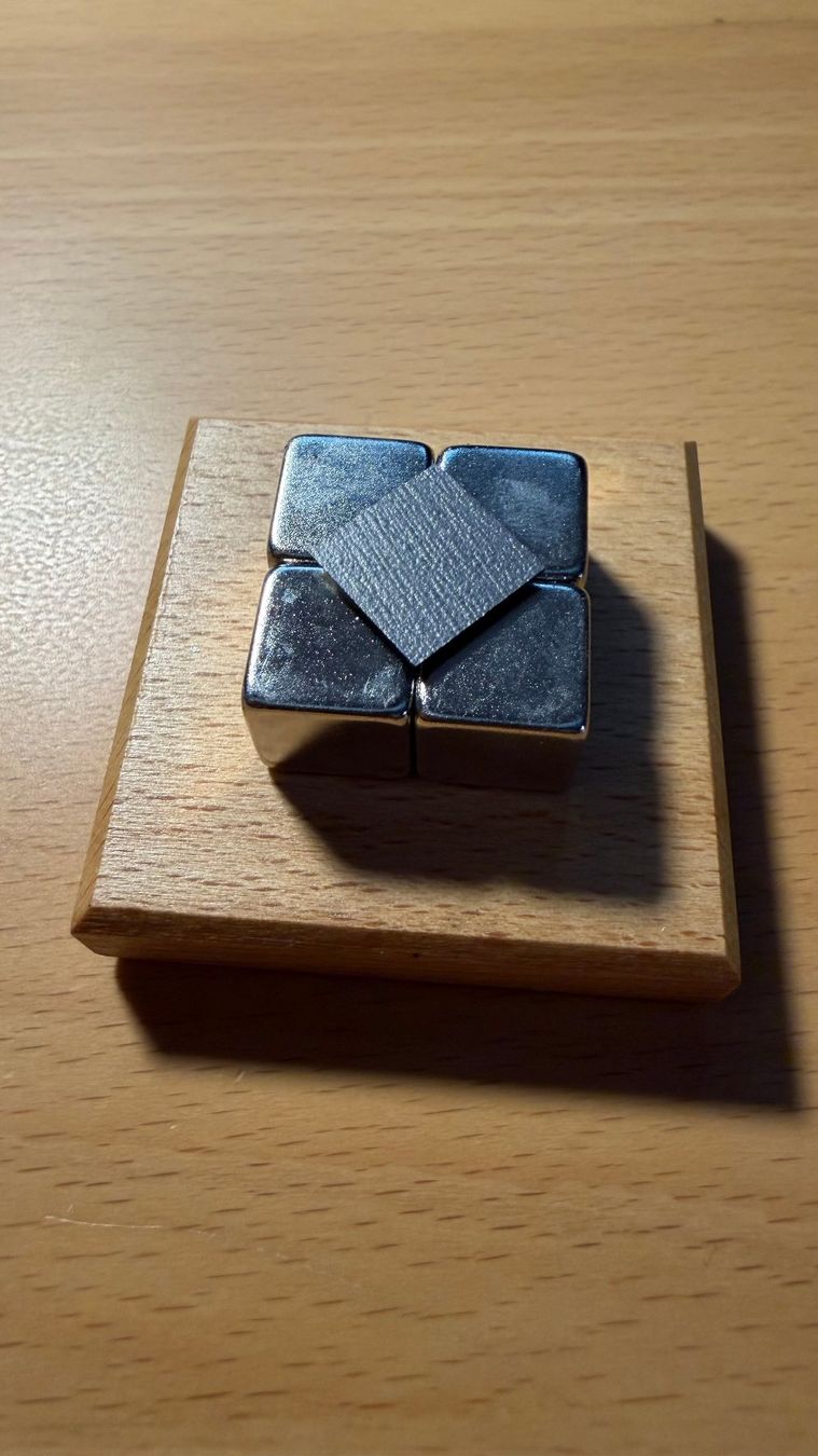 Magnets: Dialev (schwebendes Graphitblättchen) – Neuf avec emballage d'origine à Würenlos par Bargainsale 1