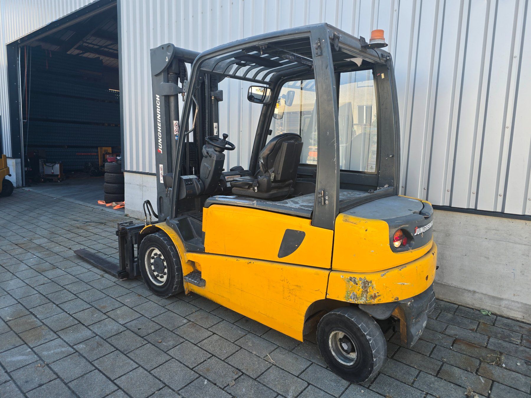 Jungheinrich Carrelli elevatori e a forche: Stapler Jungheinrich EFG 545 Triplex Hub 490cm – Usato da Amriswil venduto da basstempel 1