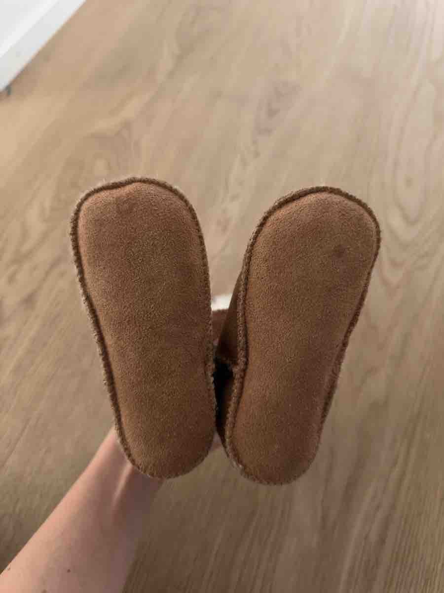 Ugg Schuhe für Jungen: Ugg Winterschuhe Gr. 20/21 – Neu (gemäss Beschreibung) aus Fehraltorf von california97 1