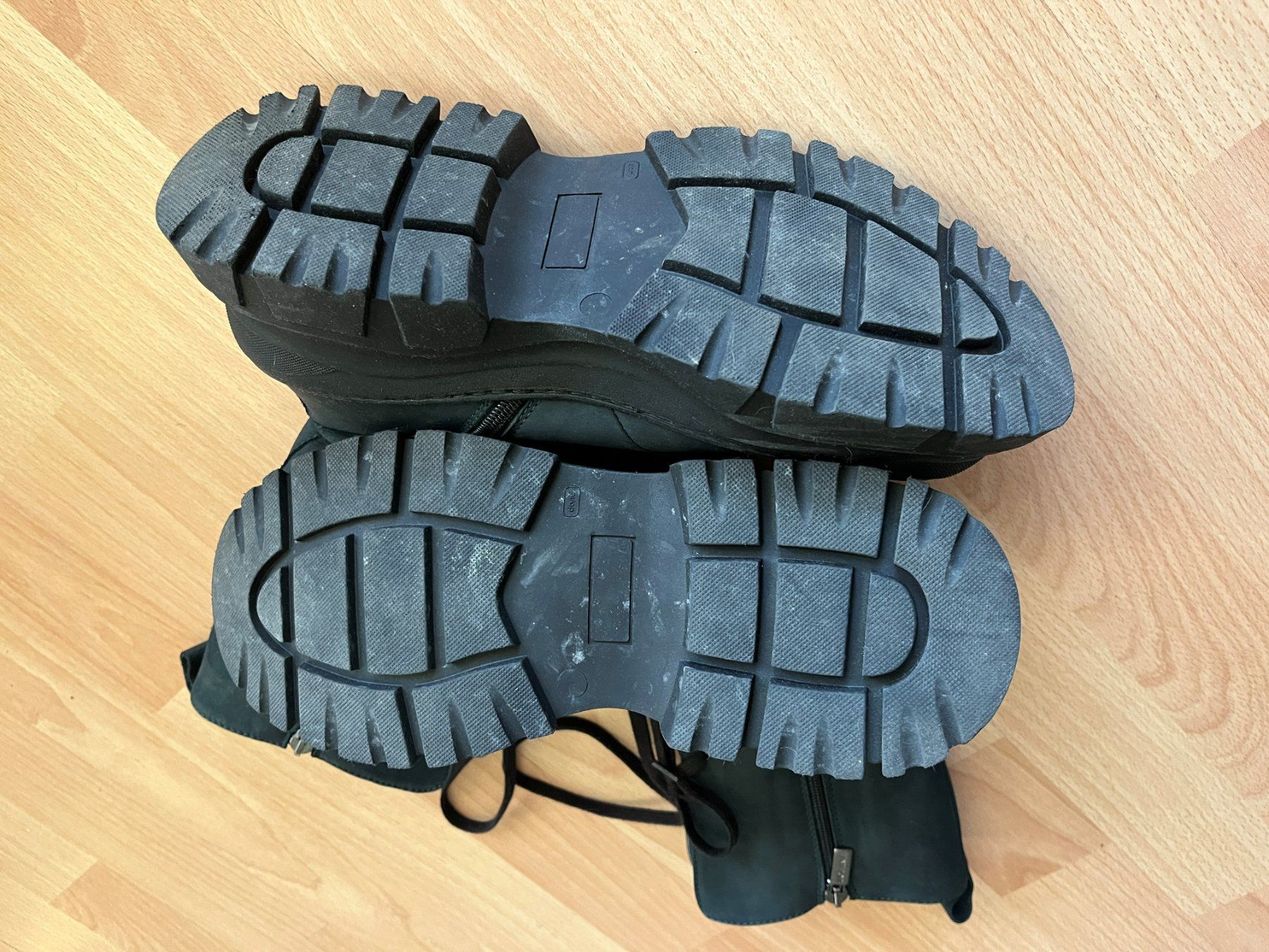 Lofina Scarpe da donna: Lederboots Lofina Grösse 39 – Nuovo (secondo la descrizione) da Diepoldsau venduto da Mayade 3