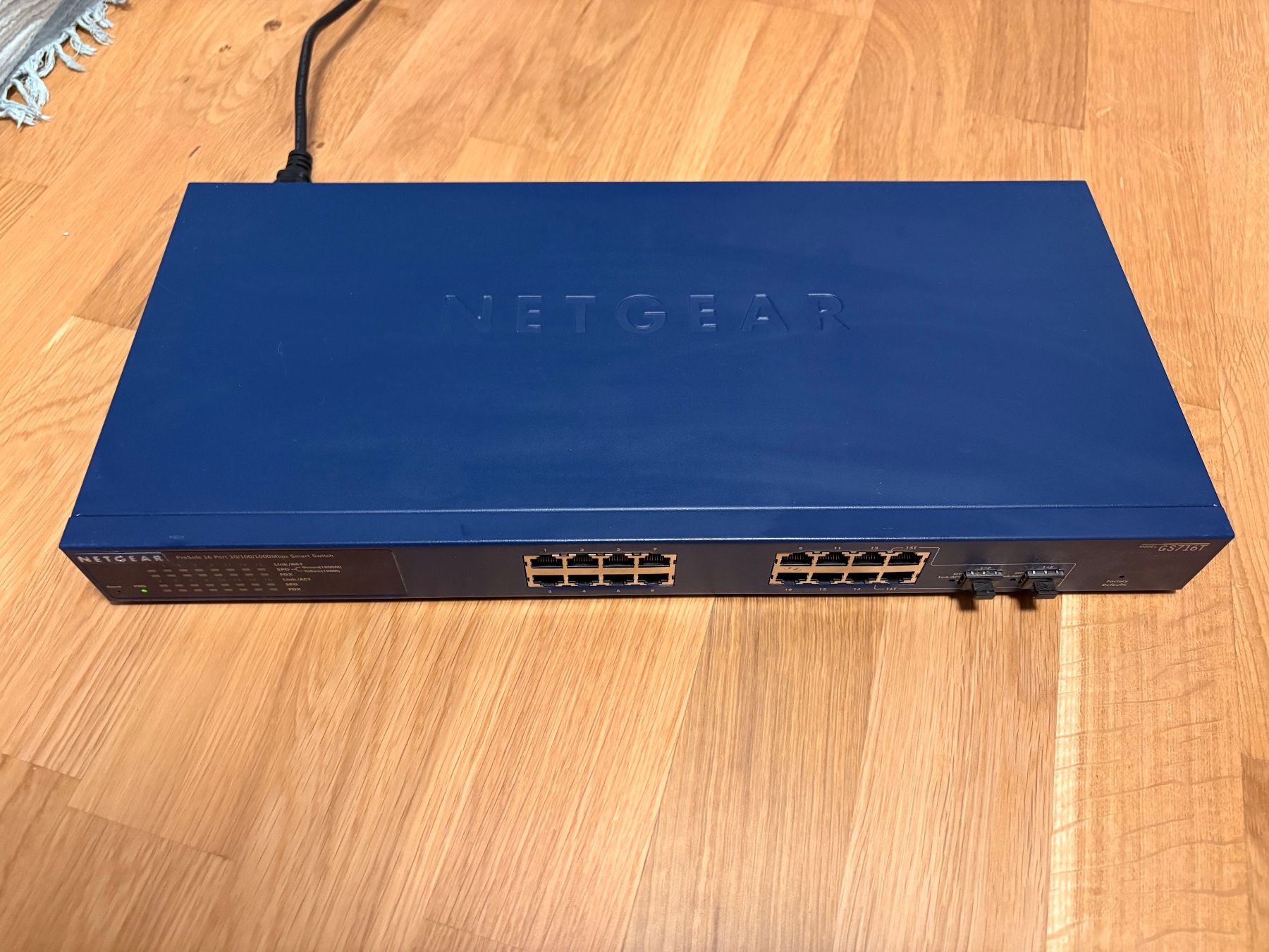Netgear Hub & Switch: Netgear GS716T, Smart Switch, 16 Port – Usato da Basel venduto da marcepan 2