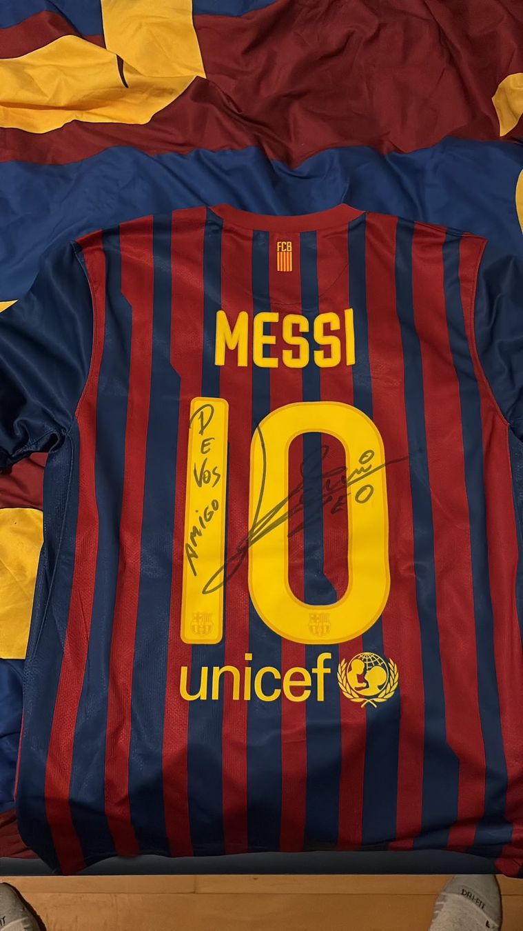 Nike T-Shirts: T-SHIRT LIONEL MESSI SIGNED!!! – Neu (gemäss Beschreibung) aus Melano von emm_m2jq 1