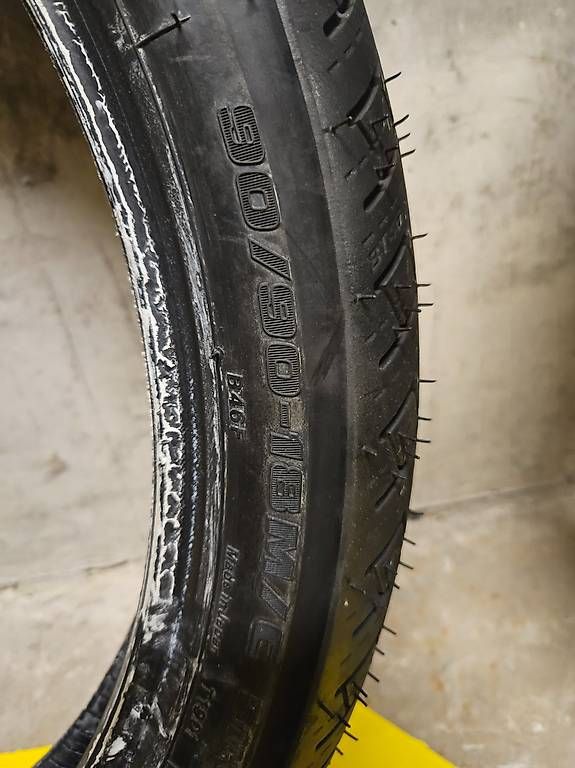 Pneumatici & Ruote complete: Bridgestone BT46 90/90-18 comme neufs – Usato da Duillier venduto da yange 2