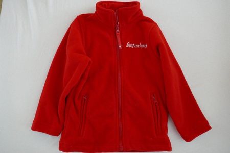Neu: roter Faserpelz Schweiz, Gr. 92