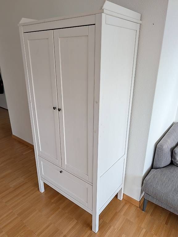 Ikea Armadi: Ikea Sundvik Schrank weiss – Usato da Uetikon am See venduto da leaspa 2