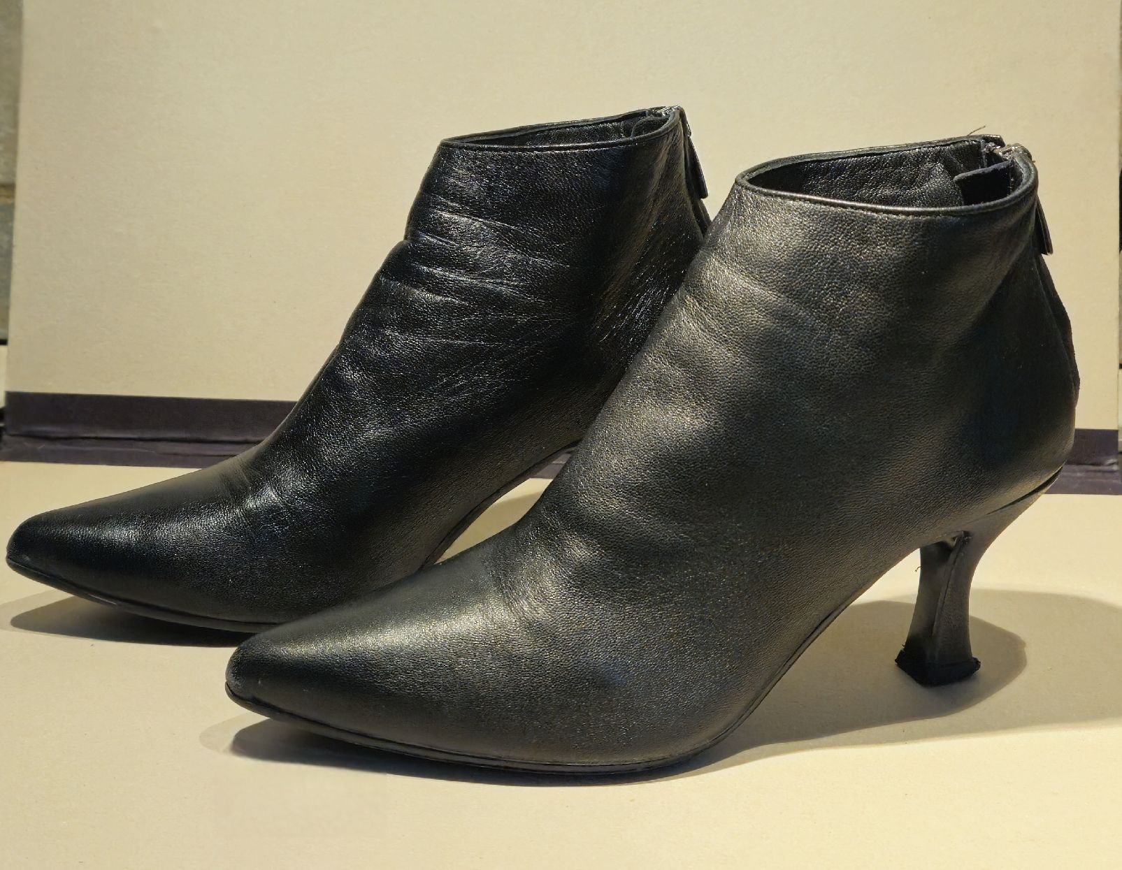 Scarpe da donna: Tronchetti GISÉL MOIRÉ pelle nera 36 – Nuovo (secondo la descrizione) da Stabio venduto da boss123456789