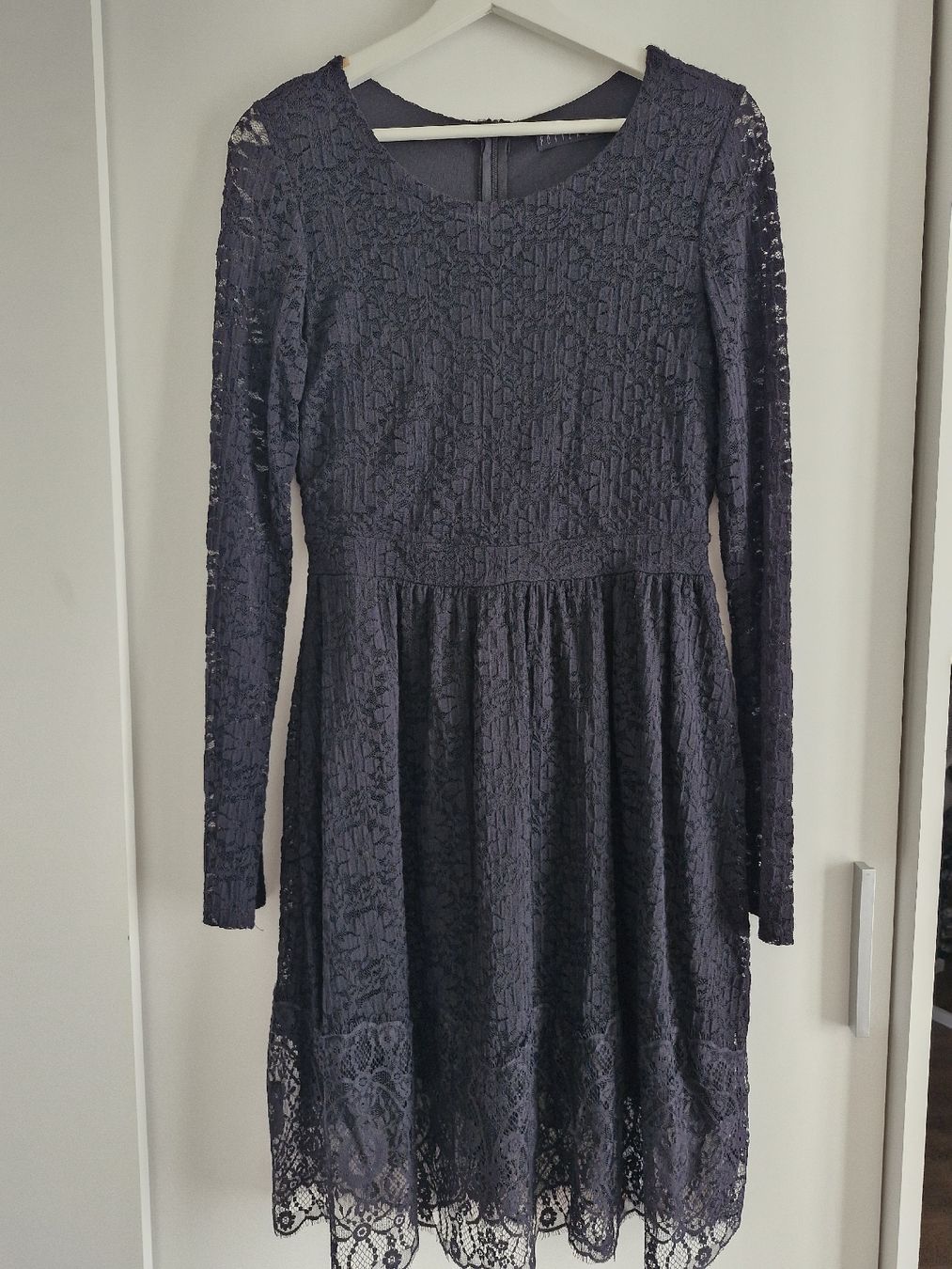 Vestiti: Schwarzes Spitzenkleid – Usato da Breitenbach venduto da sabrinaa95
