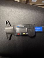 Digitaler Reifenprofiltiefenmesser / Tyre Gauge