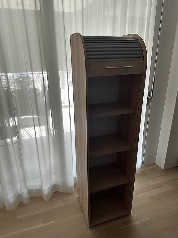 Armoires: Rolladenschrank / Regal mit Rolltür – D'occasion à Basel par joelpm 2