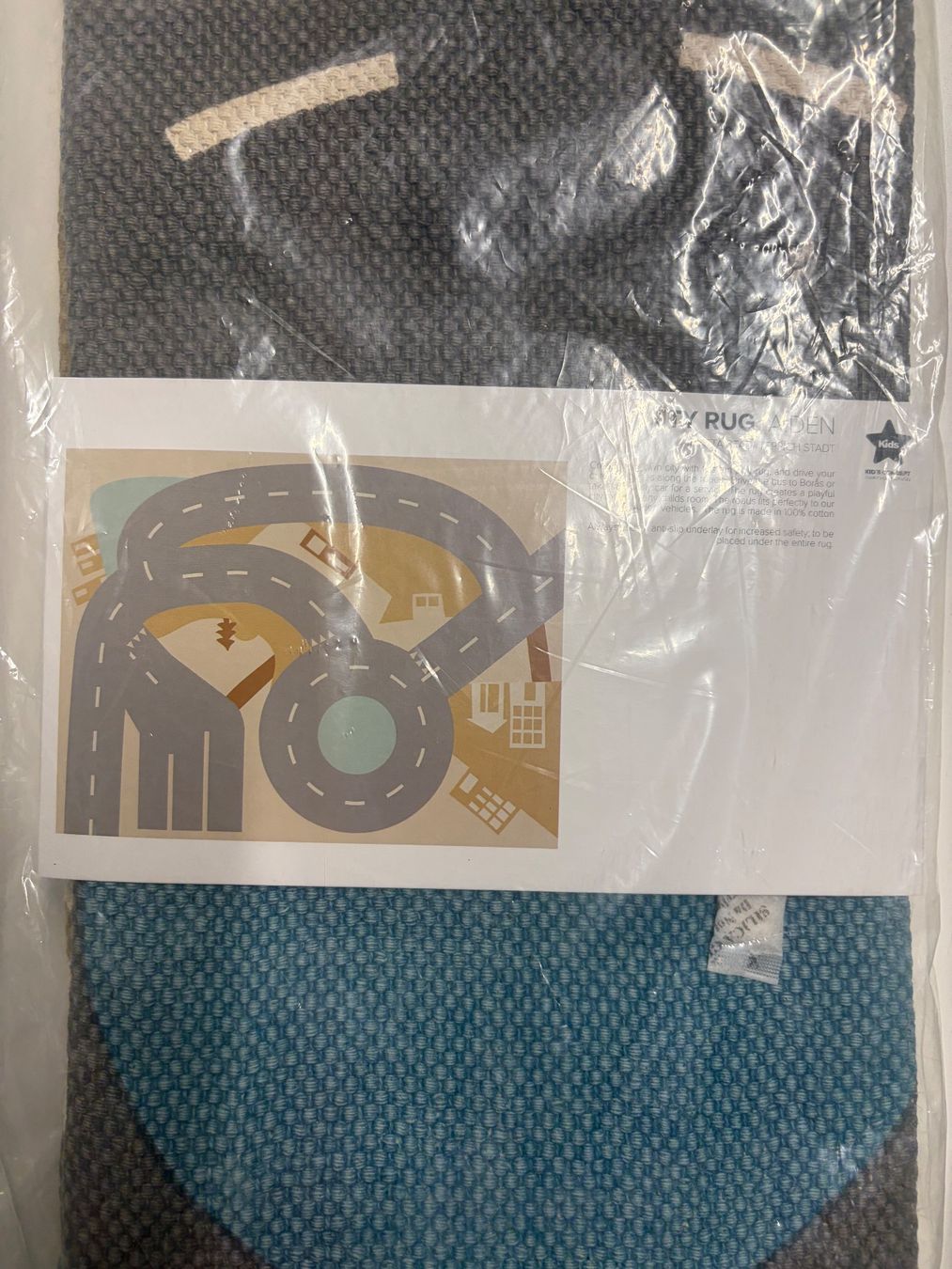 Teppiche: City Rug AIDEN – Neu und originalverpackt aus Cham von simoneglarner 2