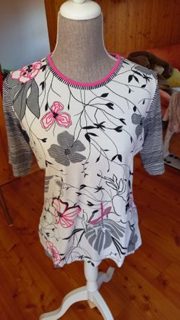 Frank Walder Shirt, Gr. 40/42, Sommerliches Blumenmuster!