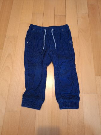 gefütterte Cordhose von H&M in Gr. 86