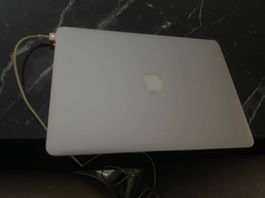 MacBook Air 13 Early 2015  8 GB / 128 GB  guter Zustand