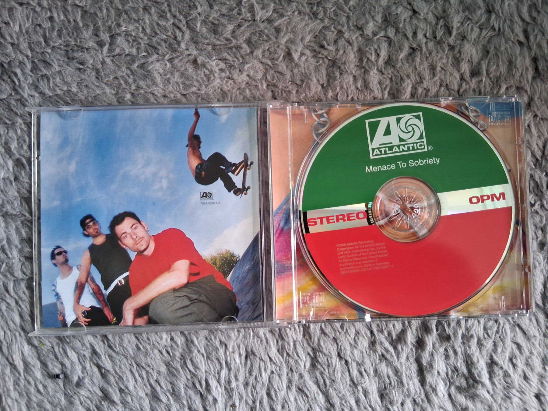 CDs: OPM   MENACE TO SOBRIETY    CD – D'occasion à Wetzikon ZH par Ramones01 2