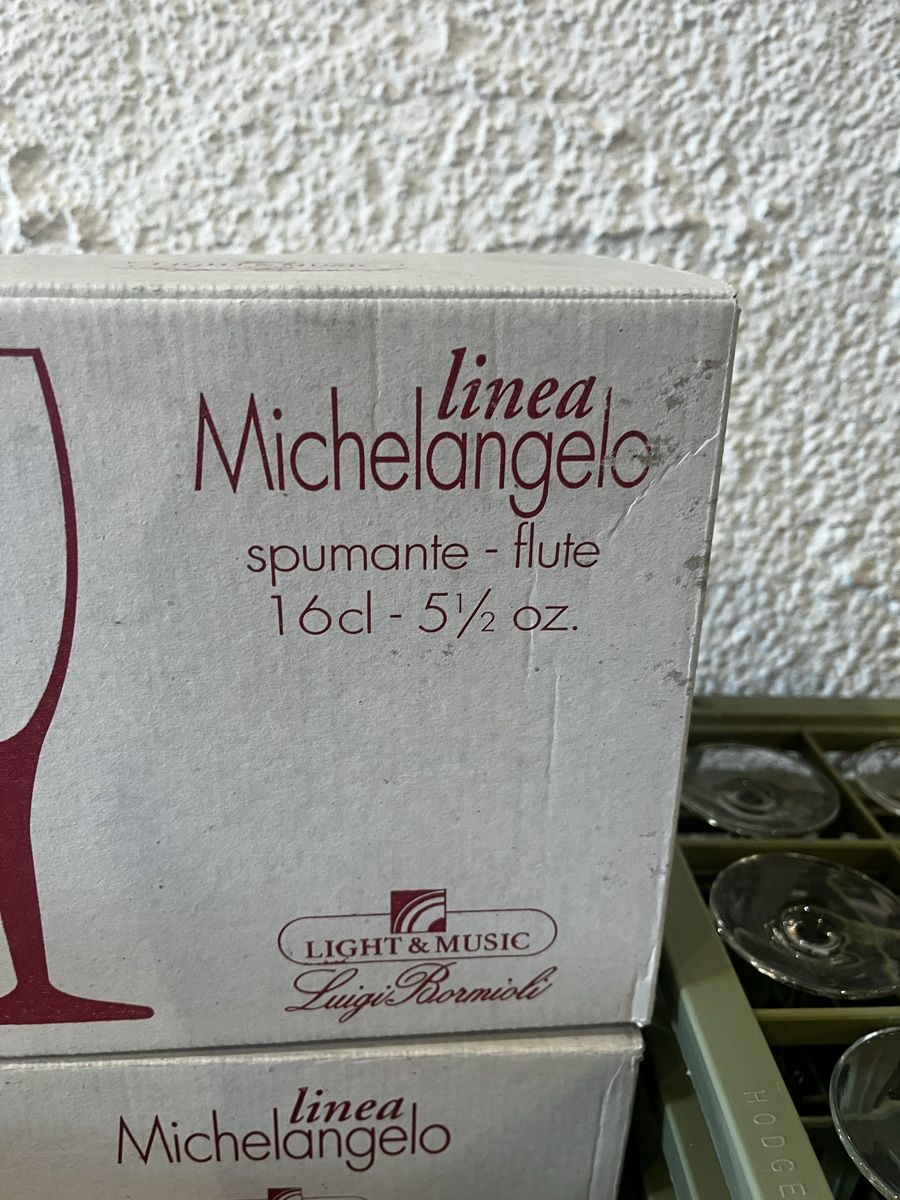 Bicchieri: 40 Champagner Flutes Taittinger inkl Rack – Usato da Dittingen venduto da Cervolino77 3