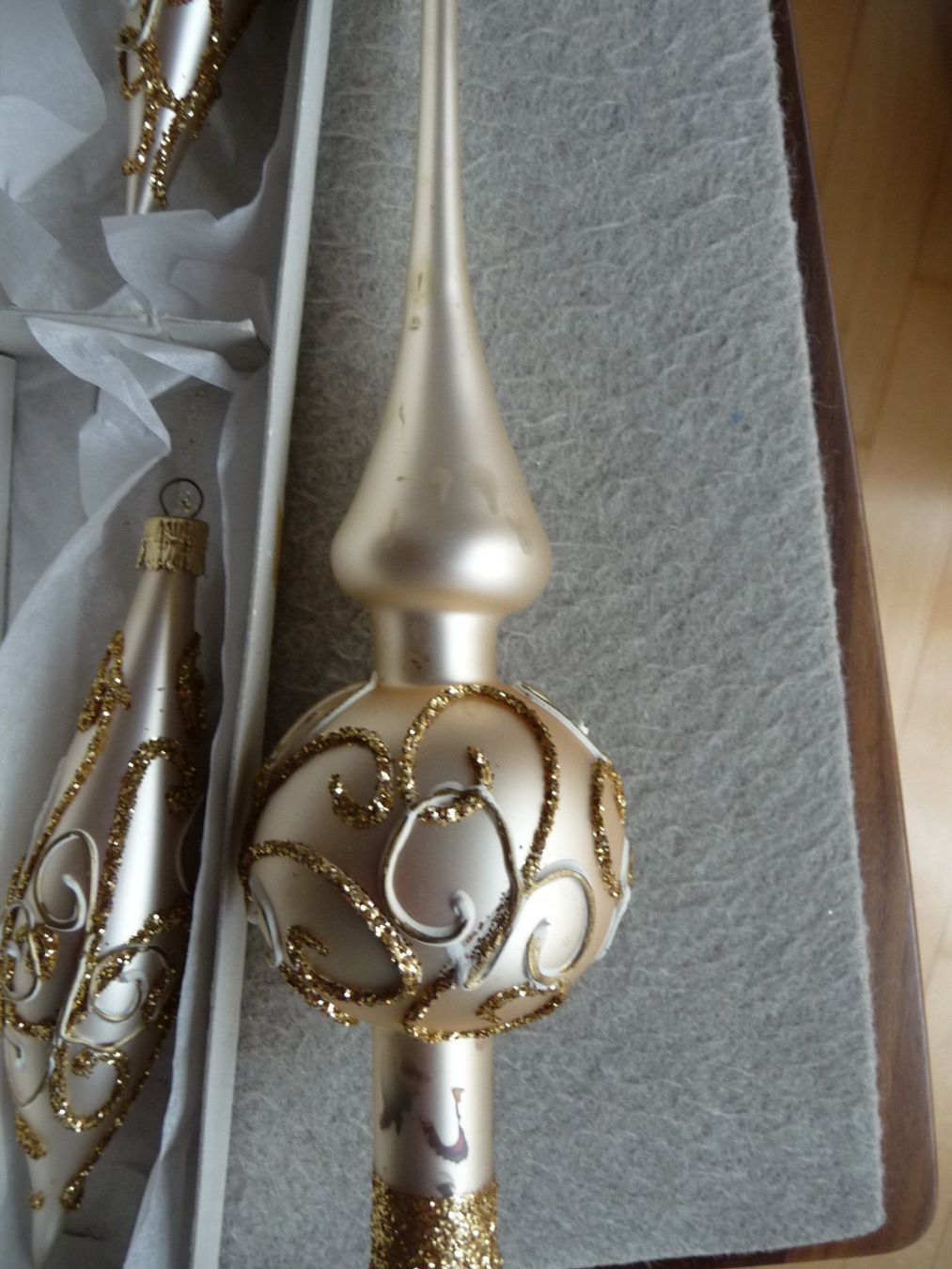 Toutes les décorations: 24 Teile crèmefarbener Christbaumschmuck – D'occasion à Alpnach Dorf par marvo 2