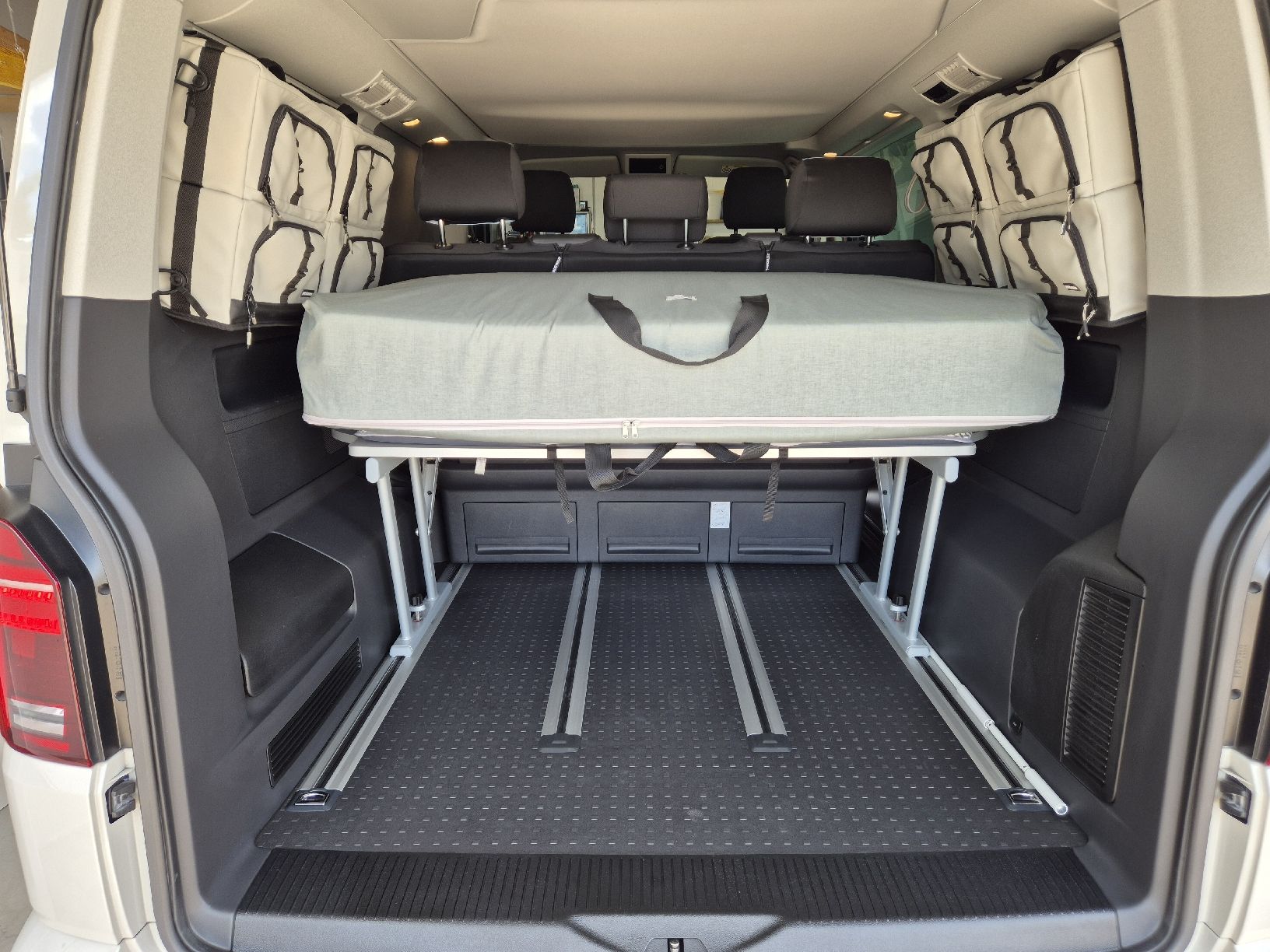 VW Veicoli da campeggio: VW California Beach 4Motion – Usato da Hosenruck venduto da Powerfrosch 3