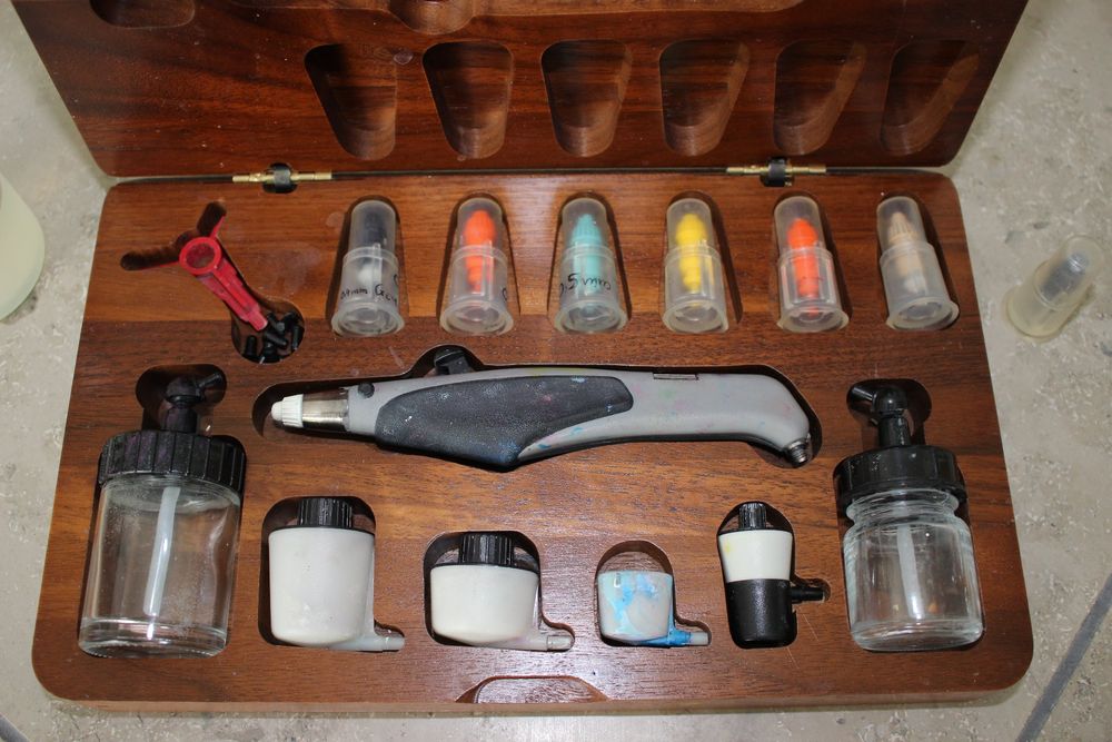 Airbrush Set Testors Aztek A470 Deluxe Kaufen auf Ricardo
