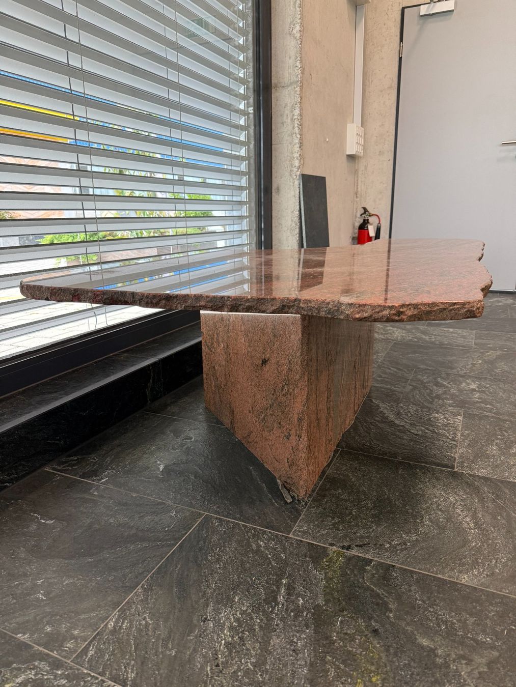 Tavoli: Granit-Tisch - poliert, Unikatmass – Usato da Ehrendingen venduto da lithofinag 4